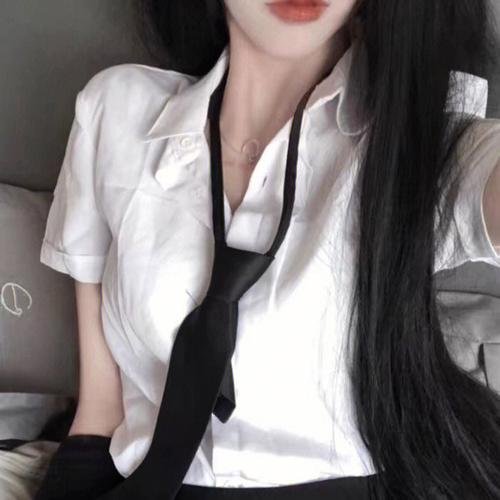 无边春色戏两儍